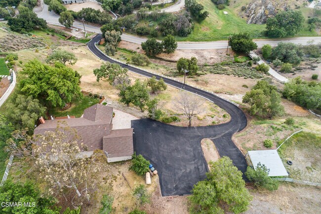 Building Photo - 167 Rimrock Rd