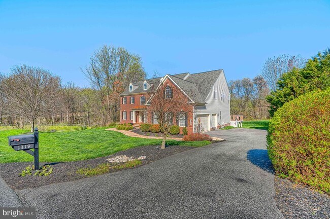 Building Photo - 1319 Martin Meadows Dr