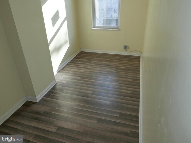 Building Photo - 4033 Filbert St
