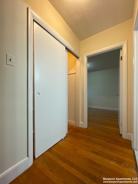 Building Photo - 300 Tappan St