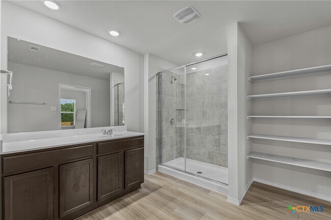 Building Photo - 4011 Baerlon Cv