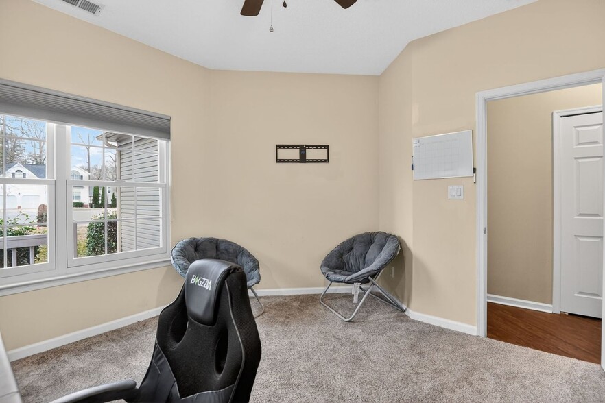 Building Photo - 6044 Steeplechase Ln