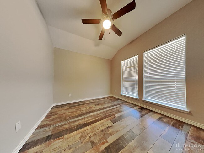 Building Photo - 157 Spring Hollow Dr
