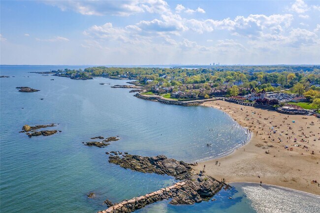 Building Photo - 55 Waters Edge