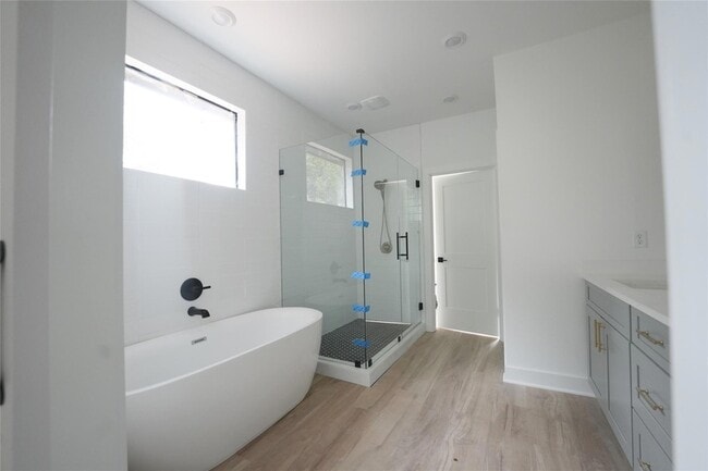 Building Photo - 48 Acacia Dr