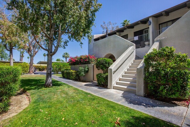Building Photo - 353 N Hermosa Dr