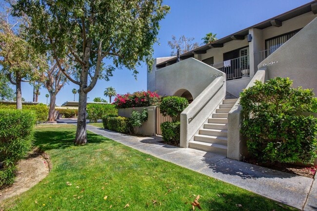 Building Photo - Stylish Ground-Floor Condo in Gated Palm Springs Community