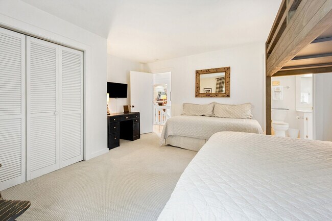 Building Photo - 193 Prospect Point Loop