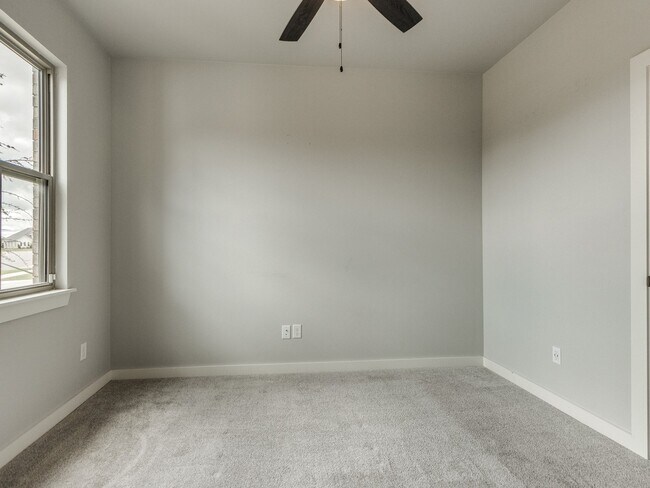 Building Photo - 14525 Rochefort Ln