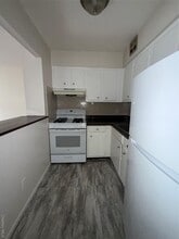 Building Photo - 251 Woodland Ave