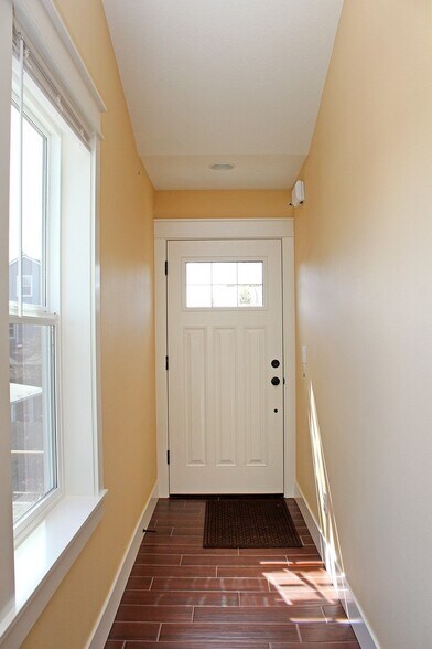 Building Photo - 3639 SE 73rd Ave