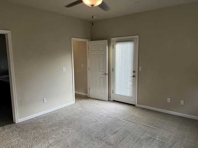 Building Photo - 4321 Paulson Ln