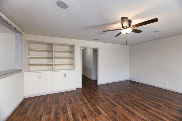 Building Photo - 623 Kirby Ln