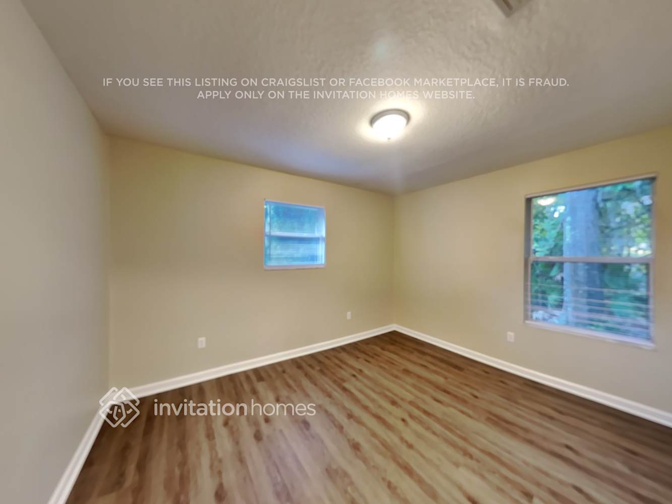 Building Photo - 607 Hamlet Ct