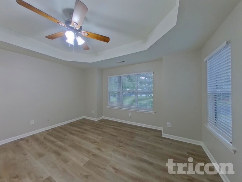 Building Photo - 628 Fairgreen Trail