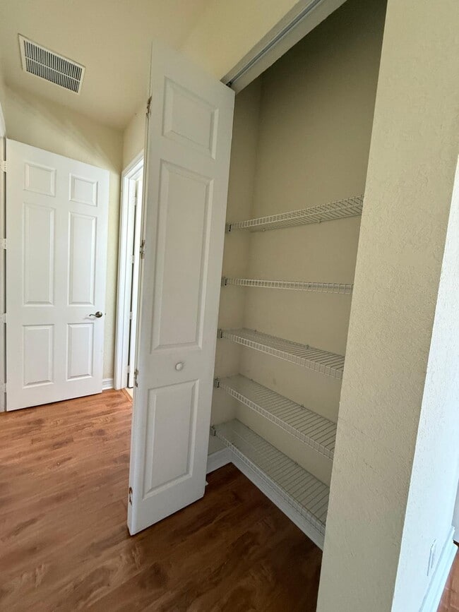 Building Photo - 603 N St