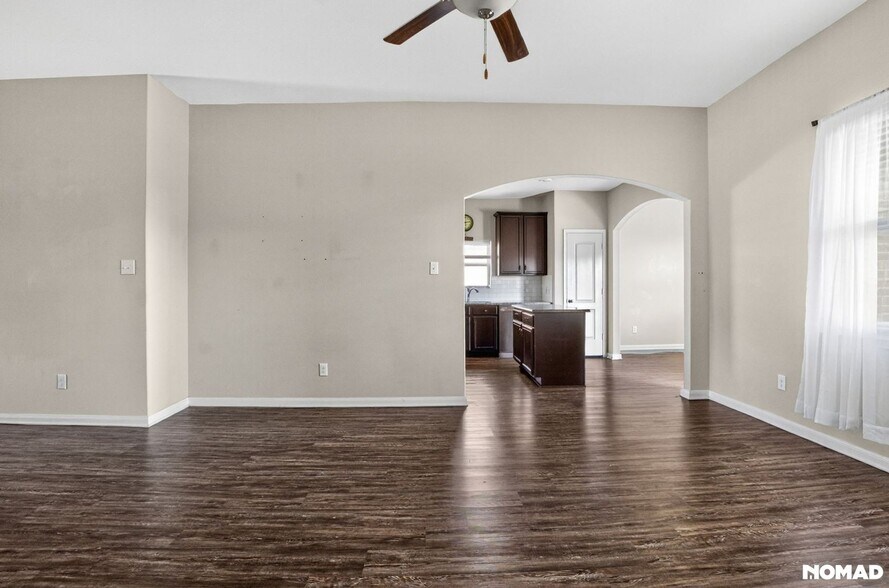 Building Photo - 1829 Tyne Way