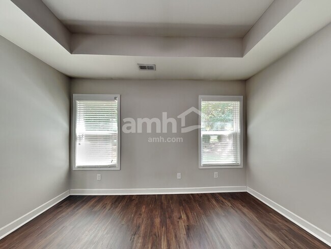 Building Photo - 4 Milo Ct