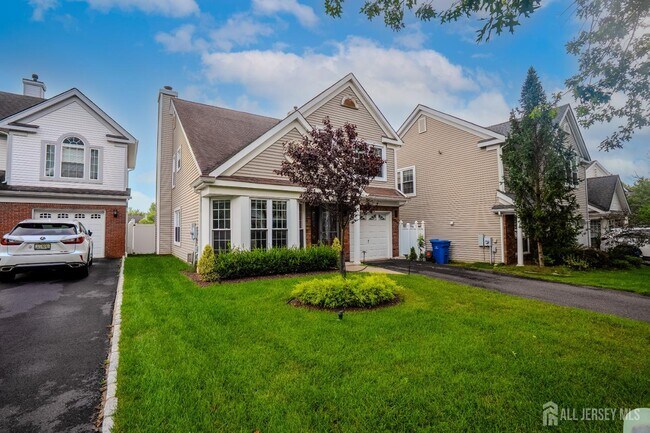 Building Photo - 63 Carlisle Ct