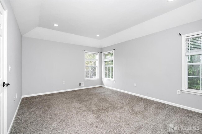Building Photo - 80 Tennyson Rd