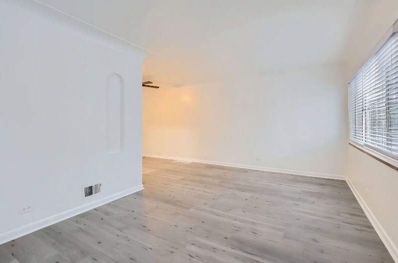 Building Photo - 1557-1557 Tamarac St