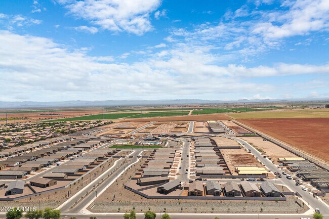 Building Photo - 30450 Sage St