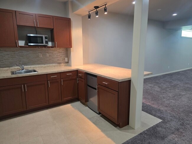Building Photo - 10307 Ivory Dove Trail