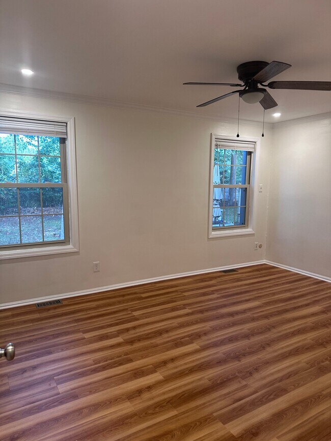 Building Photo - 7 Wisina Ct