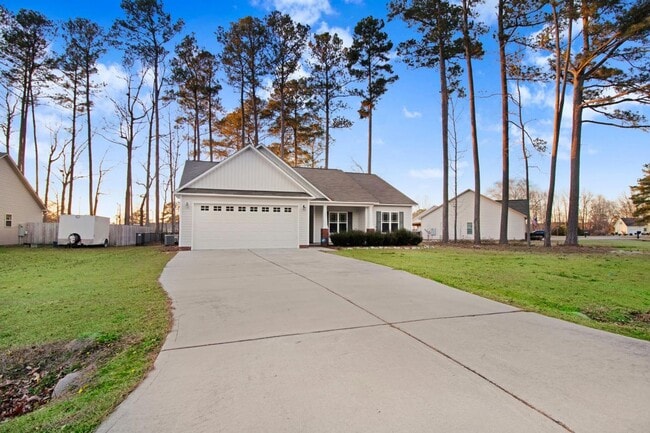 Building Photo - MUST SEE! Stunning 3 BR | 2 BA Home for Re...