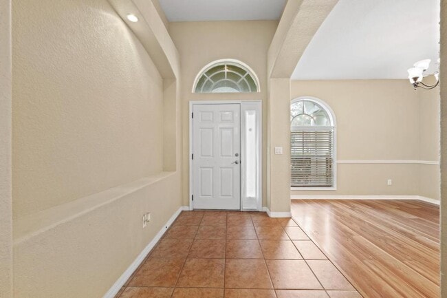 Building Photo - 27211 Fern Glade Ct