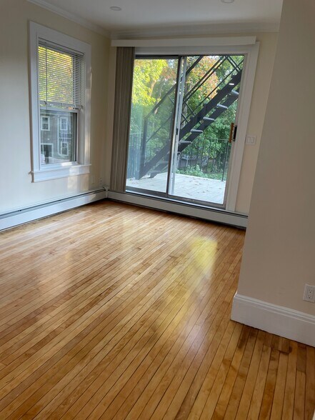 Living Area/ New Floors - 14 Abbott St