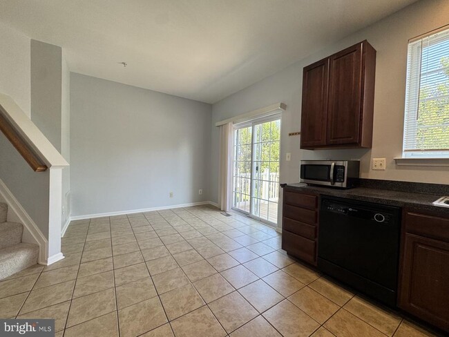 Building Photo - 636 Tantallon Ct