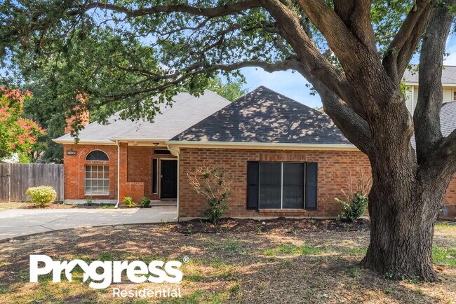 Primary Photo - 4130 Briar Hill Dr