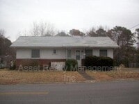 Building Photo - 120 Utah Ave