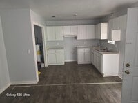 Building Photo - 1238 Kennington Ave - Unit A