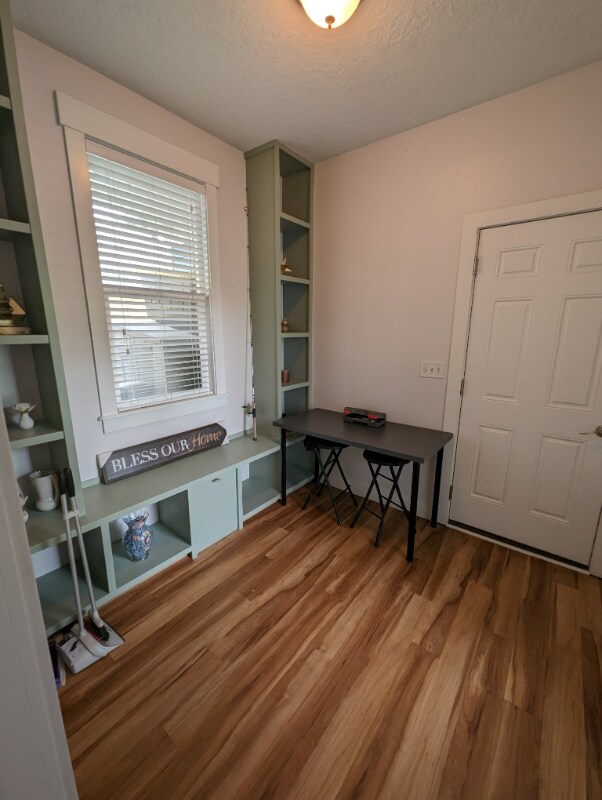 Building Photo - 10617 Topview Rd