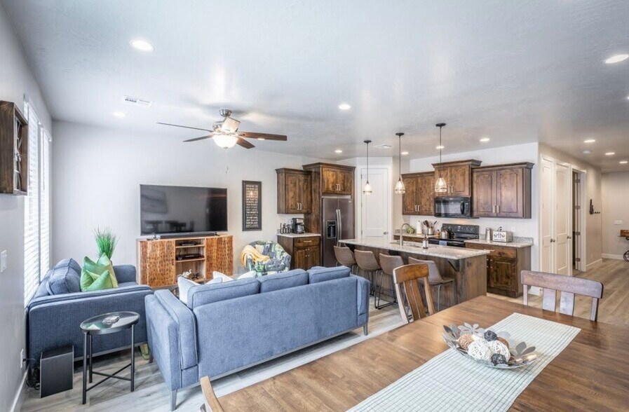 Building Photo - 4804 N Winged Foot Dr