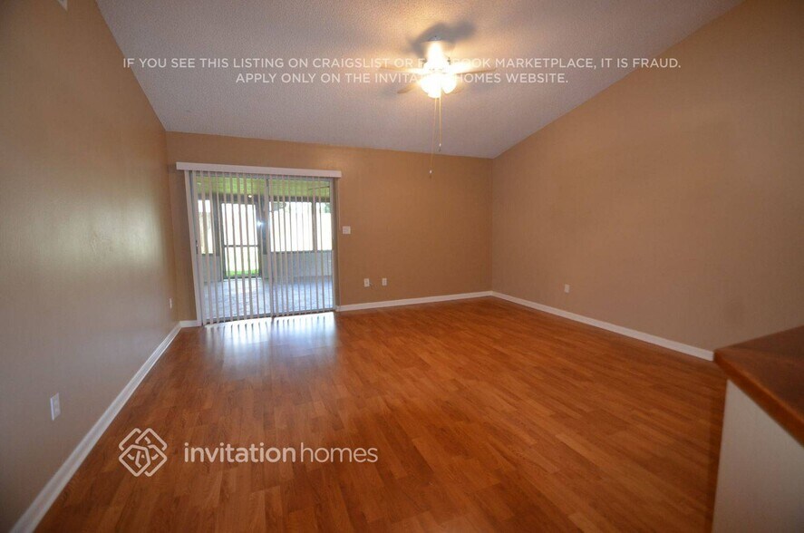 Building Photo - 8803 Hampden Dr