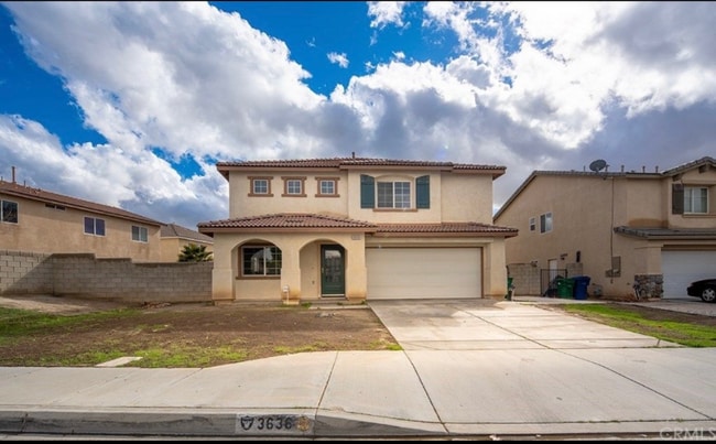 Building Photo - 3636 E Ave H10