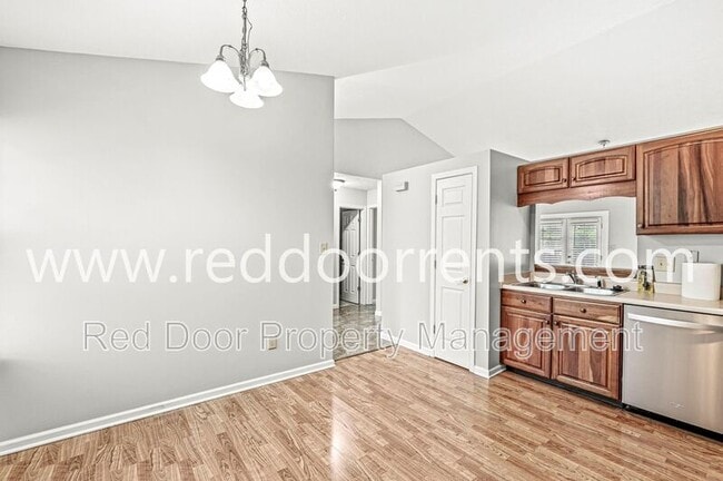 Building Photo - 10051 Long Meadow Dr