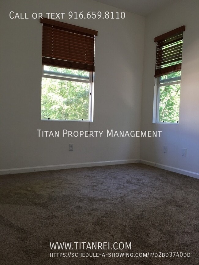 Building Photo - 8144 Crystal Walk Cir