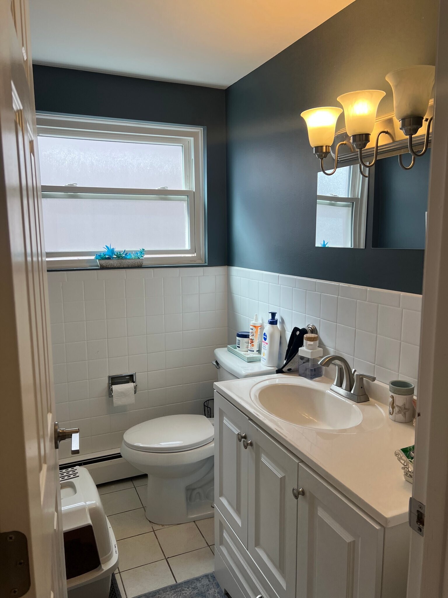 Building Photo - 2539 N 75th Ct