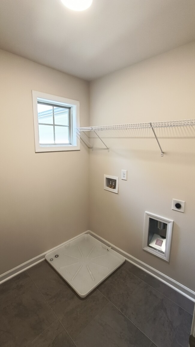 Building Photo - Brand New Townhouse in Lilburn