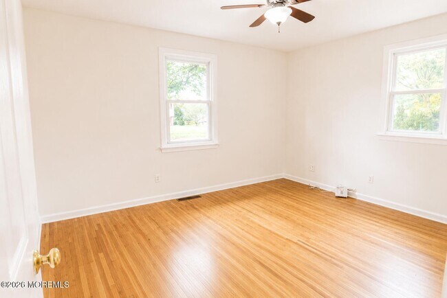 Building Photo - 112 Sunnybrook Rd