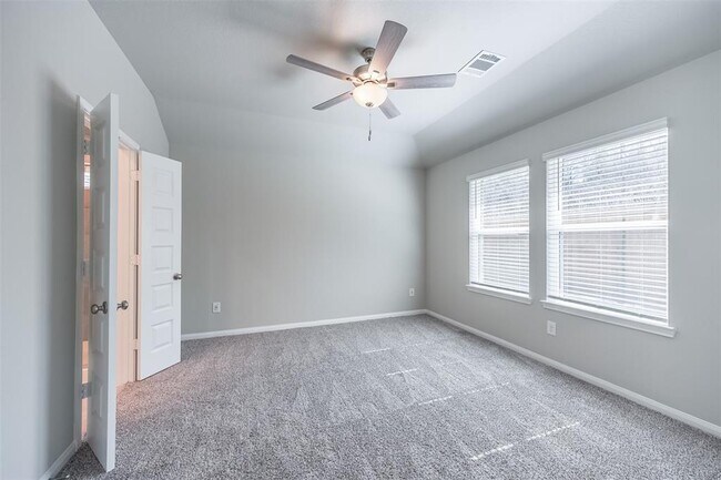 Building Photo - 17586 Rosette Grass Dr