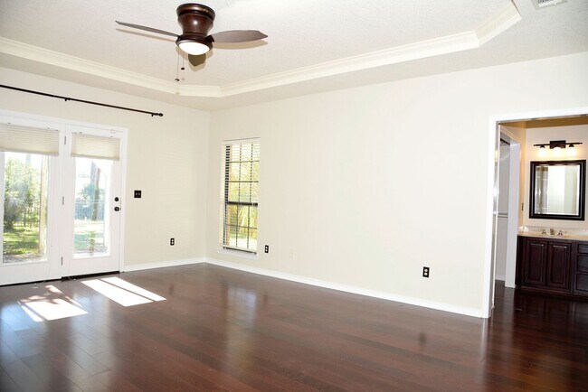 Building Photo - Spacious 4 Bedroom in Southwind at Bluewater Bay!