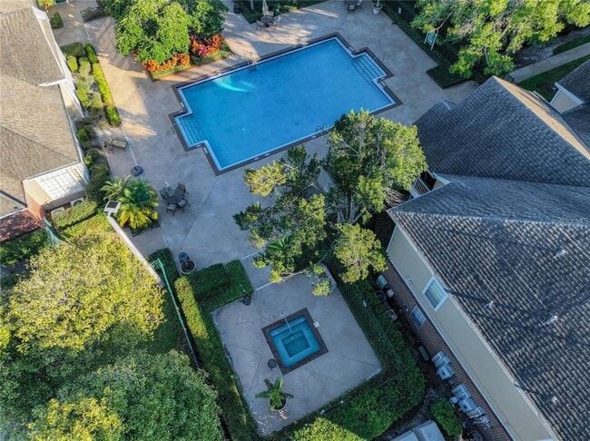 Building Photo - 13028 Plantation Park Cir