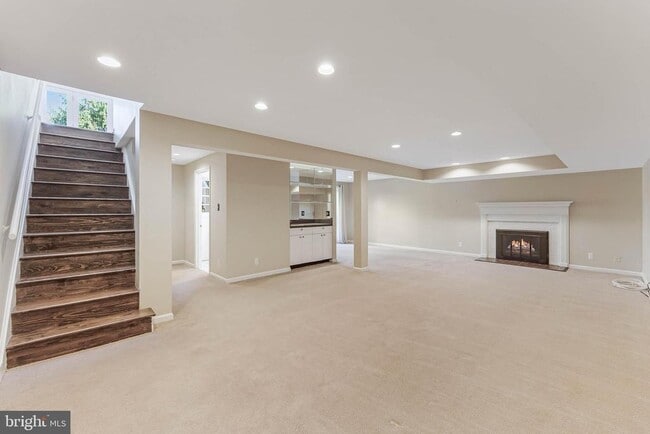 Building Photo - 3867 Chesterbrook Rd