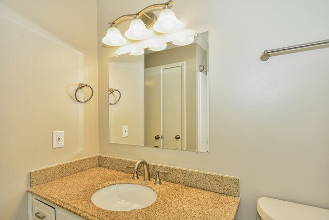 Building Photo - 183 Township Dr