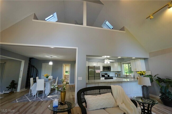 Building Photo - 14543 Ensign Rd